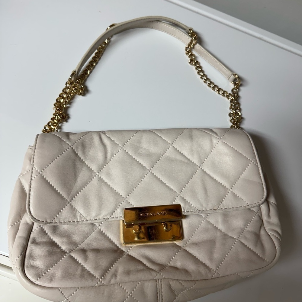 Michael Kors Small Quilted Leather Shoulder Bag - Off-White channel vibe - Picture 7 of 17